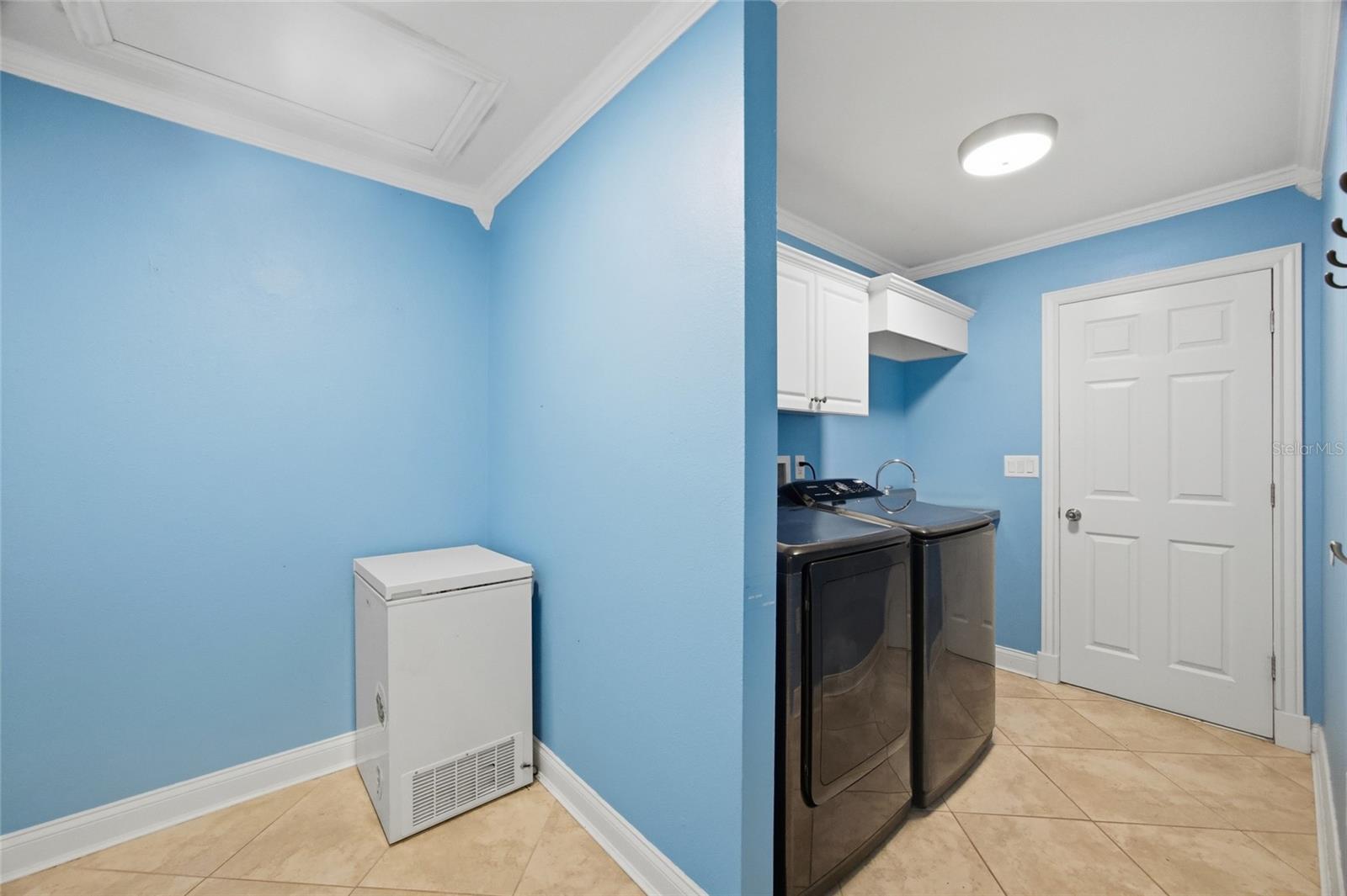 ORANGEPOINTE - Residential