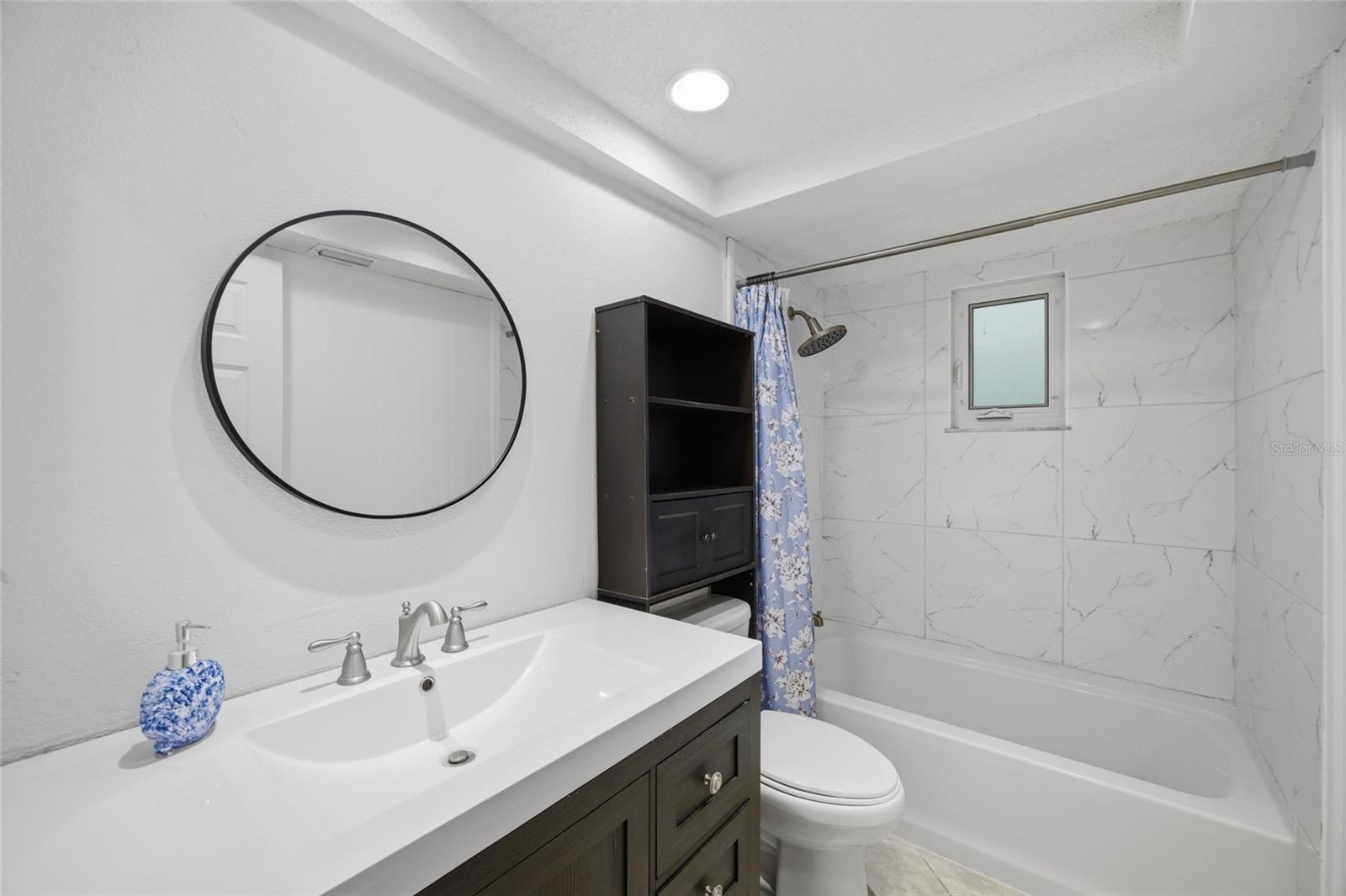 ORANGEPOINTE - Residential