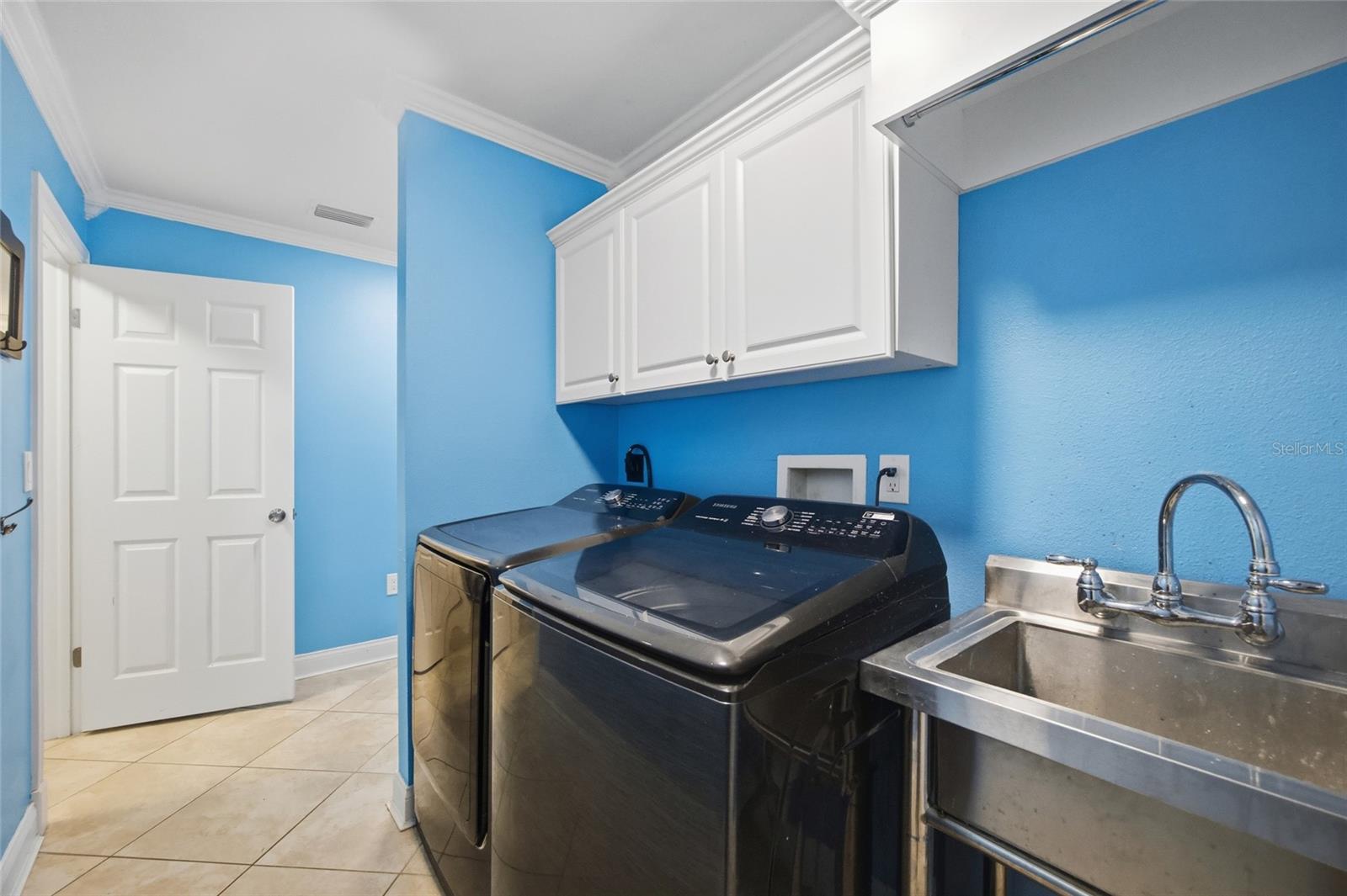ORANGEPOINTE - Residential