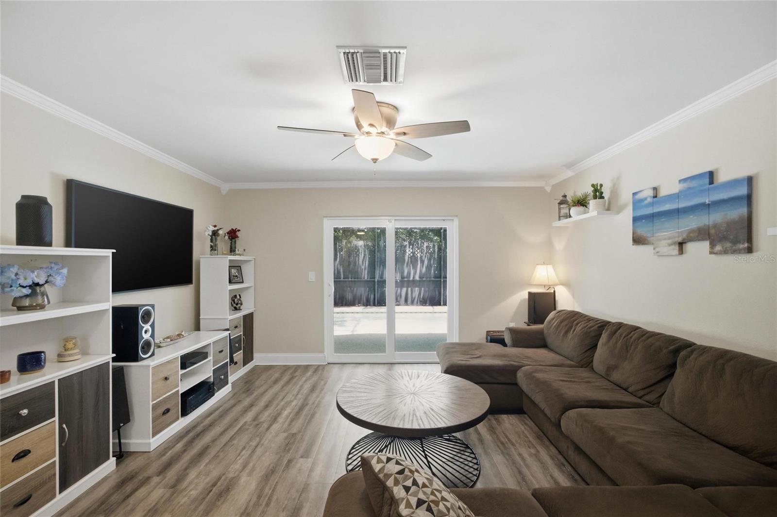ORANGEPOINTE - Residential
