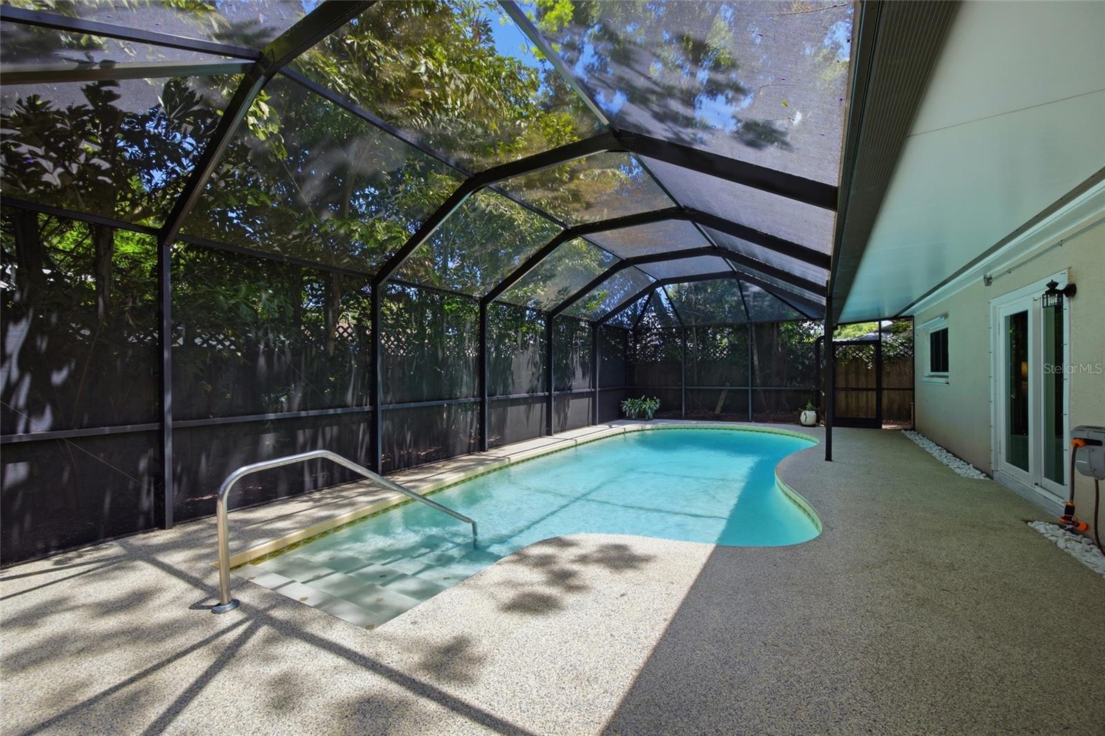 ORANGEPOINTE - Residential