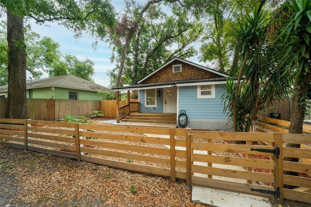 Photo of 6704 N Taliaferro Avenue, Tampa, FL 33604 (MLS # TB8508417)