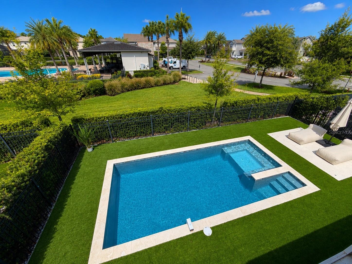 12989 WESTSIDE VILLAGE LOOP