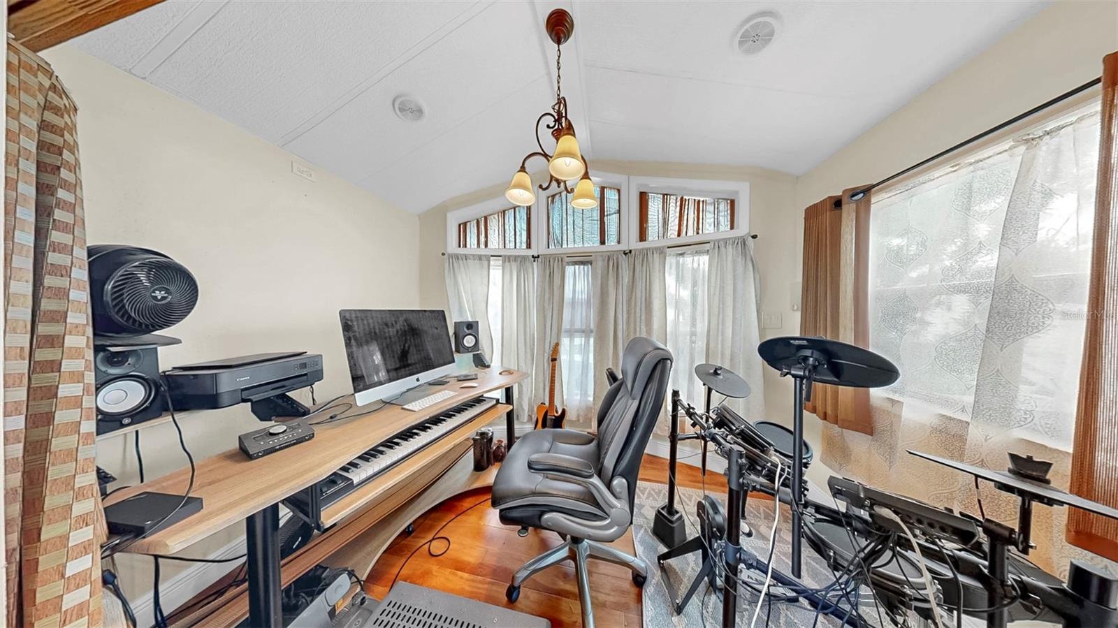 TREE LAKES TRAVEL TRAILER CO-OP - Residential