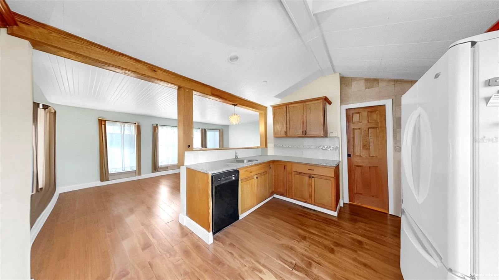 TREE LAKES TRAVEL TRAILER CO-OP - Residential