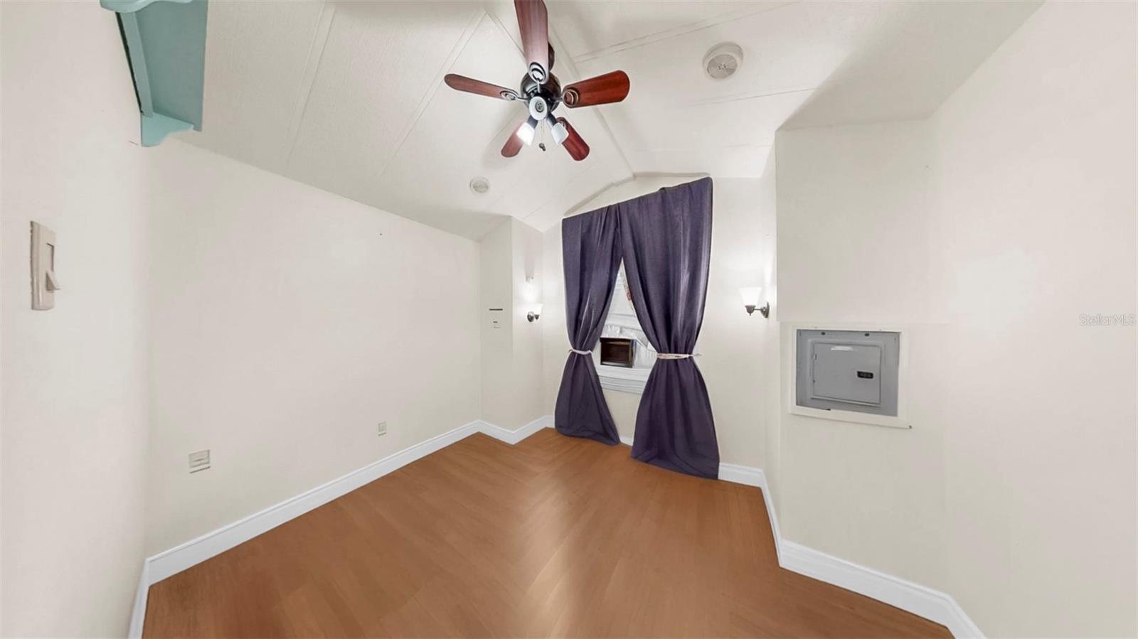 TREE LAKES TRAVEL TRAILER CO-OP - Residential
