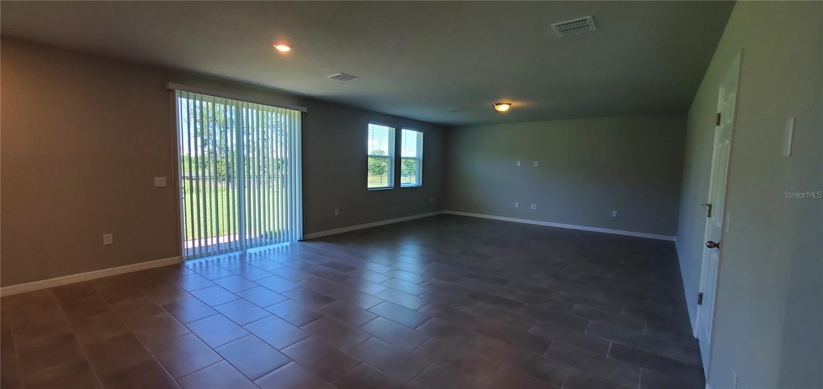 CAGAN CROSSINGS - Residential Lease