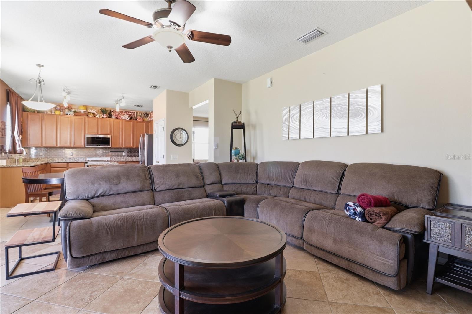 CREEKSIDE PRESERVE - Residential