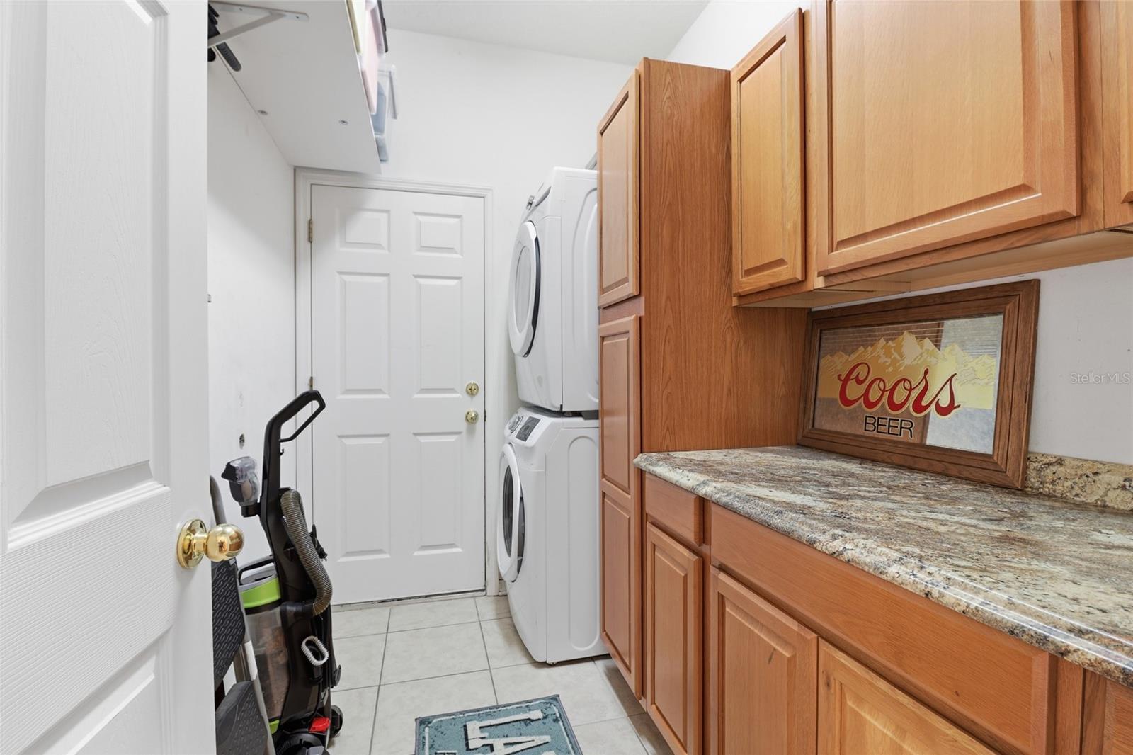 CREEKSIDE PRESERVE - Residential