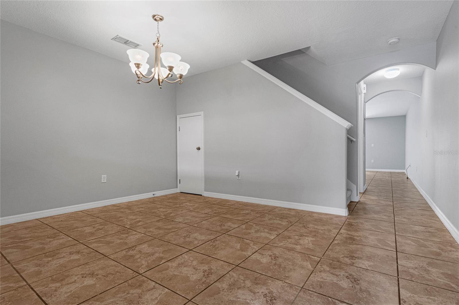 AMBERLEE TWNHMS - Residential Lease