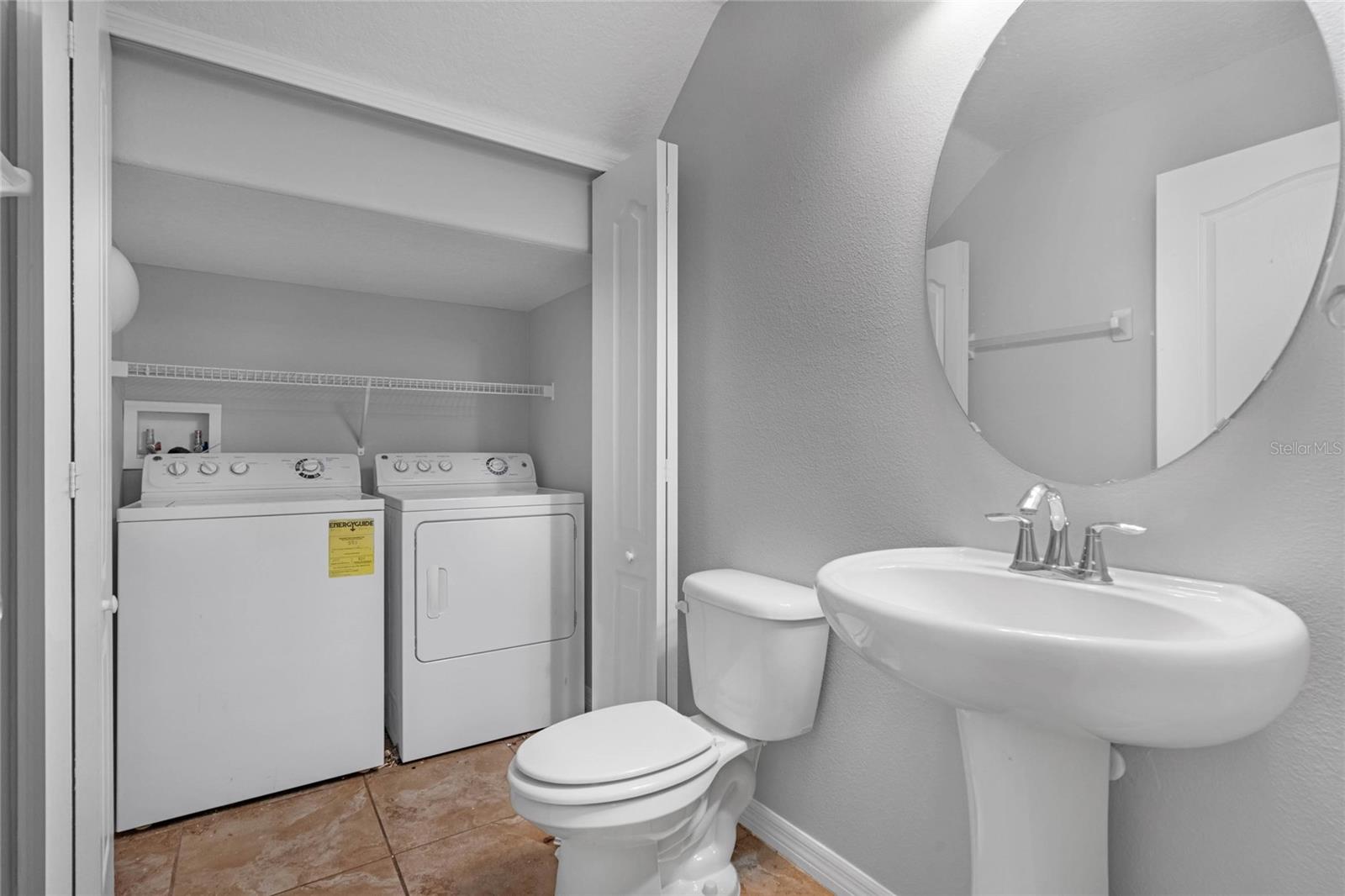 AMBERLEE TWNHMS - Residential Lease