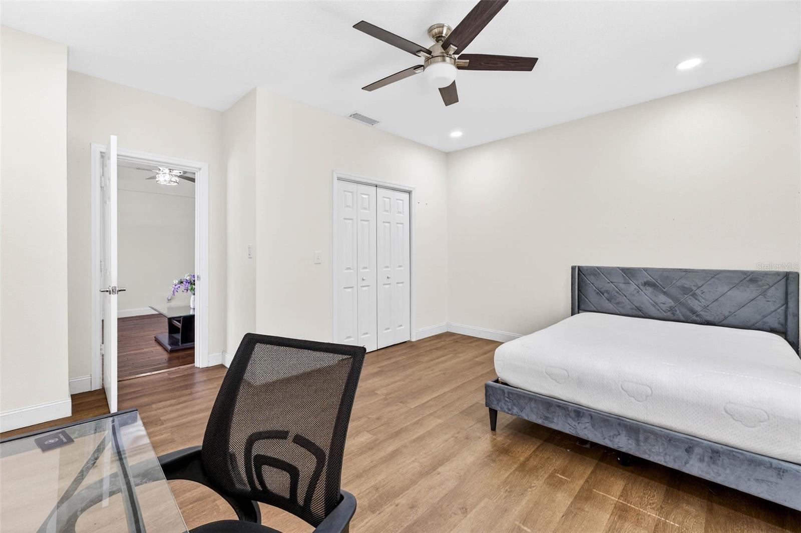 LOCICERO COLUMBIA PARK - Commercial Sale