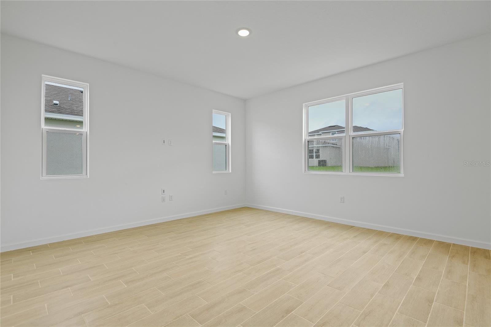 SEASONS AT BELLA VISTA - Residential