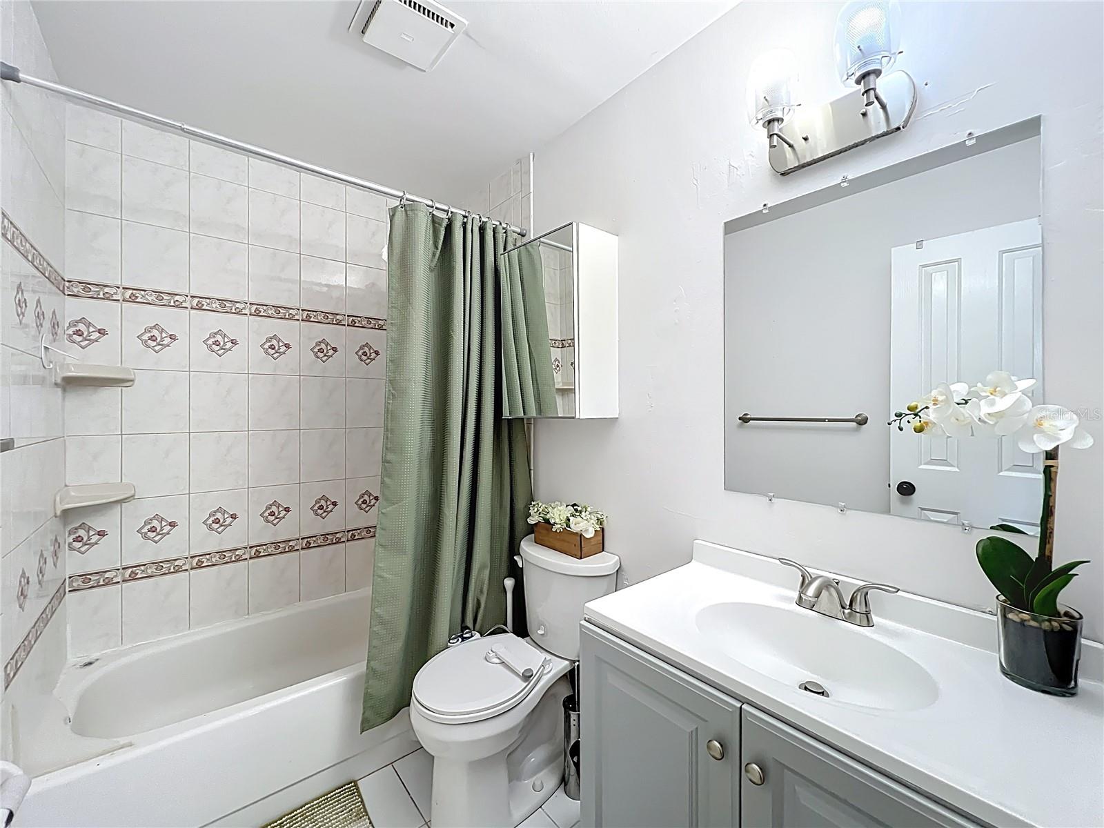 TEALWOOD COVE SECOND ADD - Residential