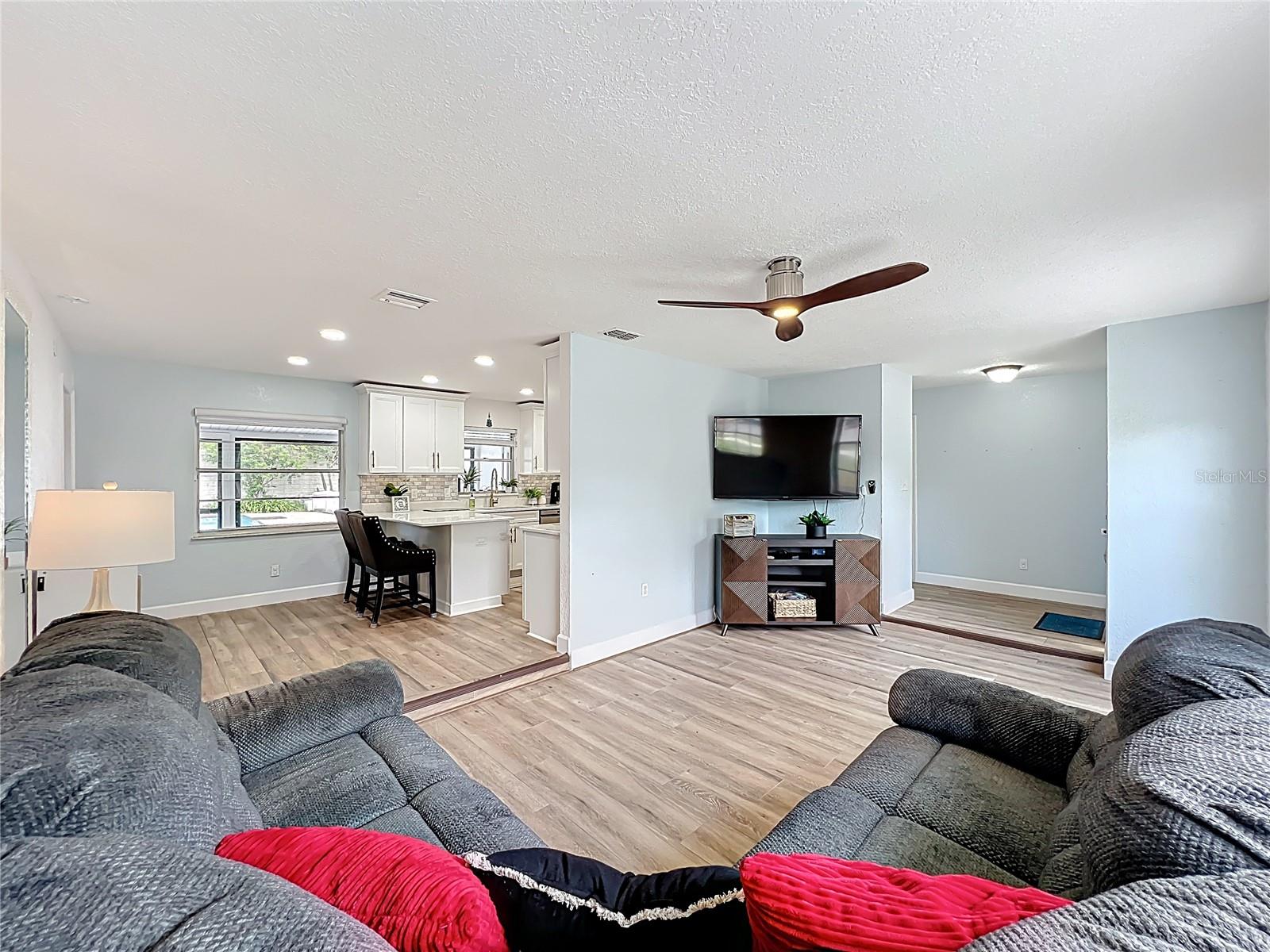 TEALWOOD COVE SECOND ADD - Residential