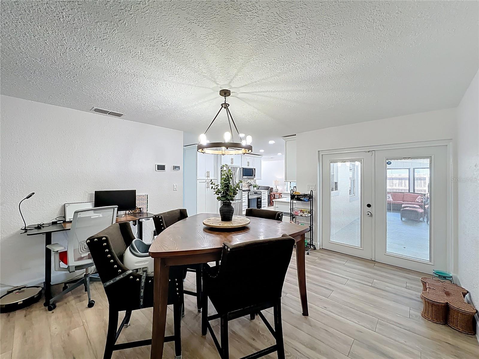 TEALWOOD COVE SECOND ADD - Residential