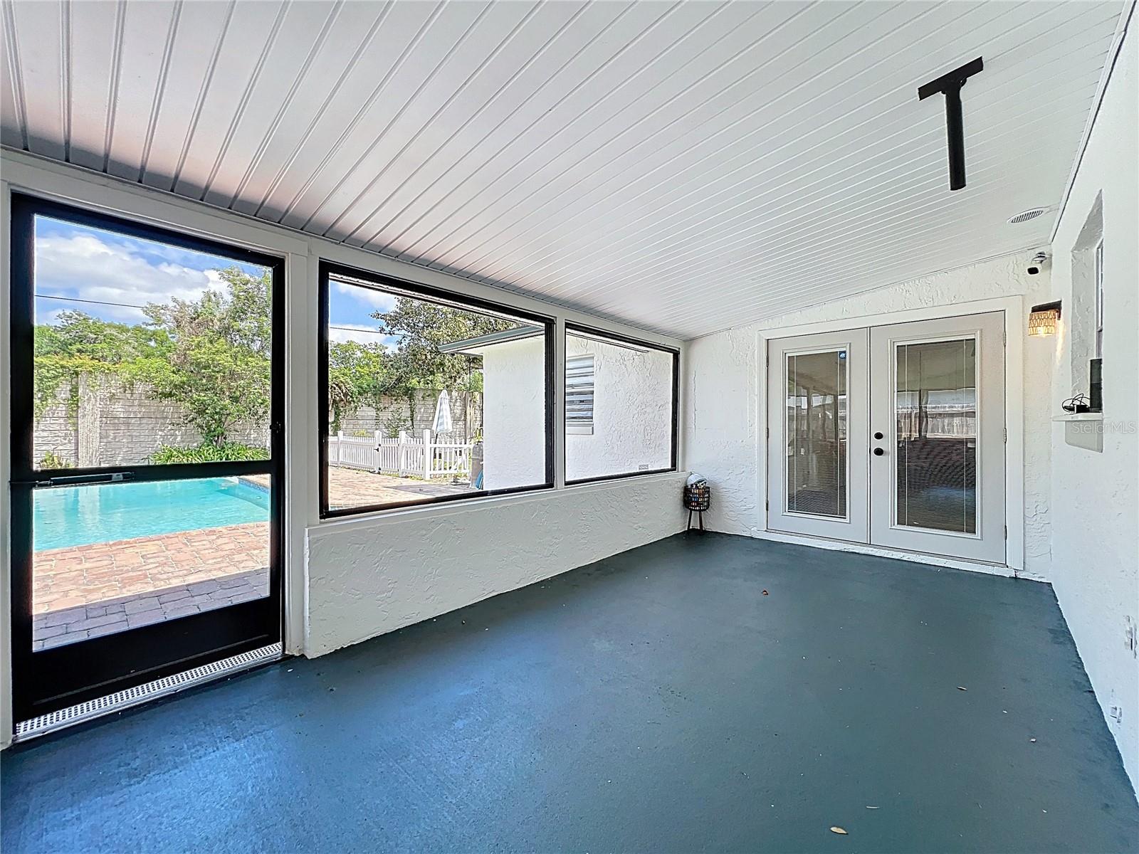 TEALWOOD COVE SECOND ADD - Residential