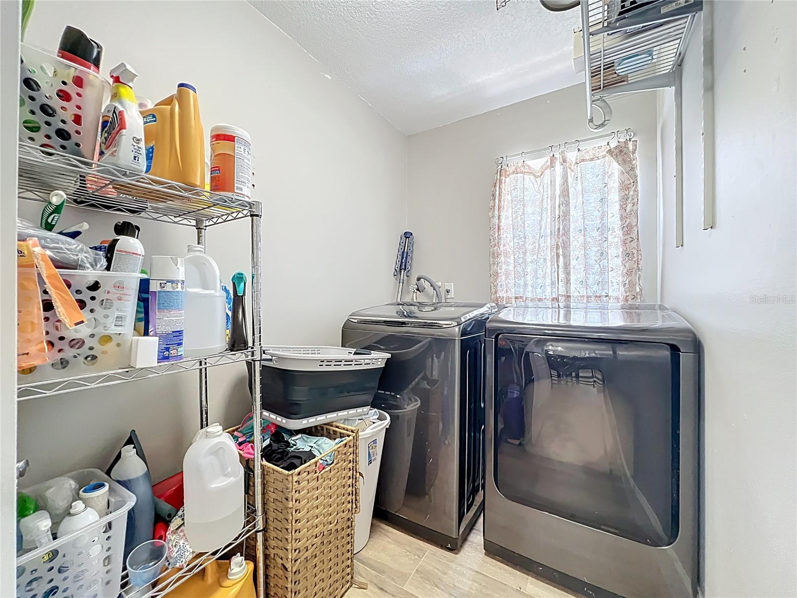 TEALWOOD COVE SECOND ADD - Residential