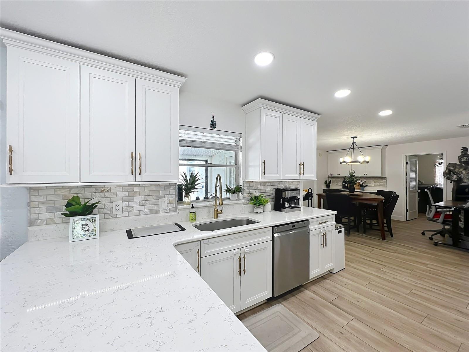 TEALWOOD COVE SECOND ADD - Residential