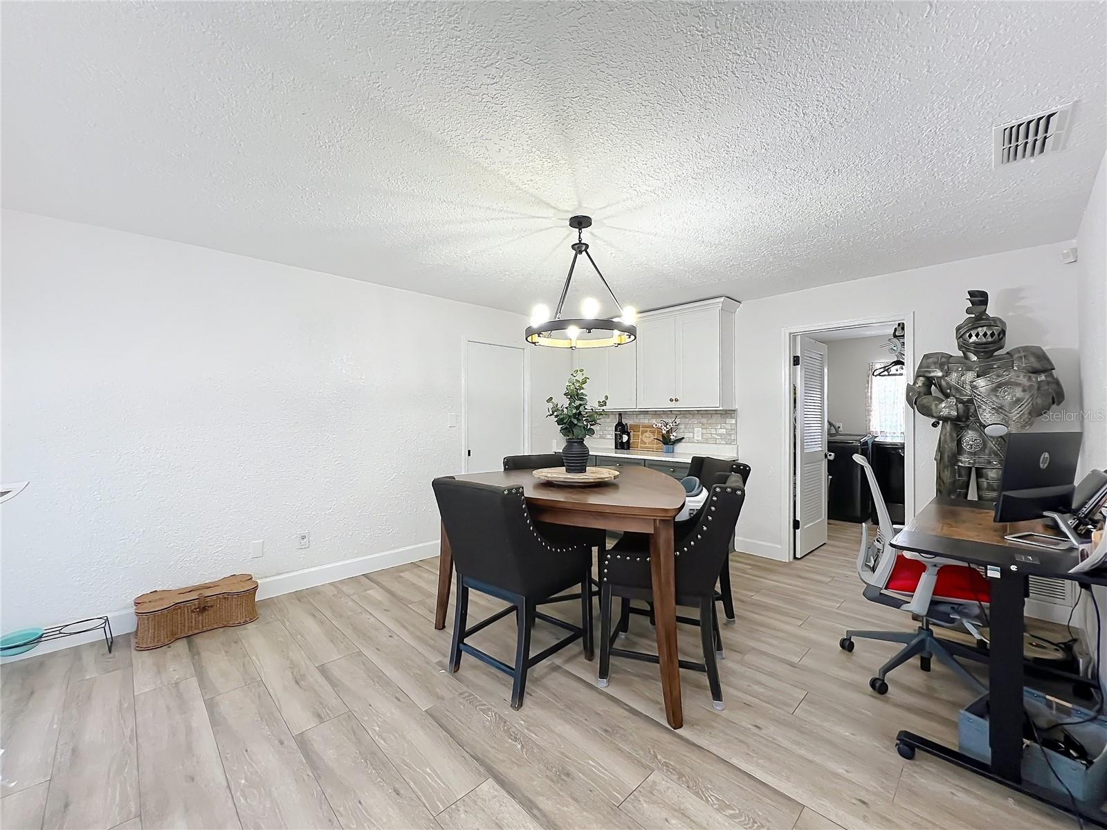 TEALWOOD COVE SECOND ADD - Residential