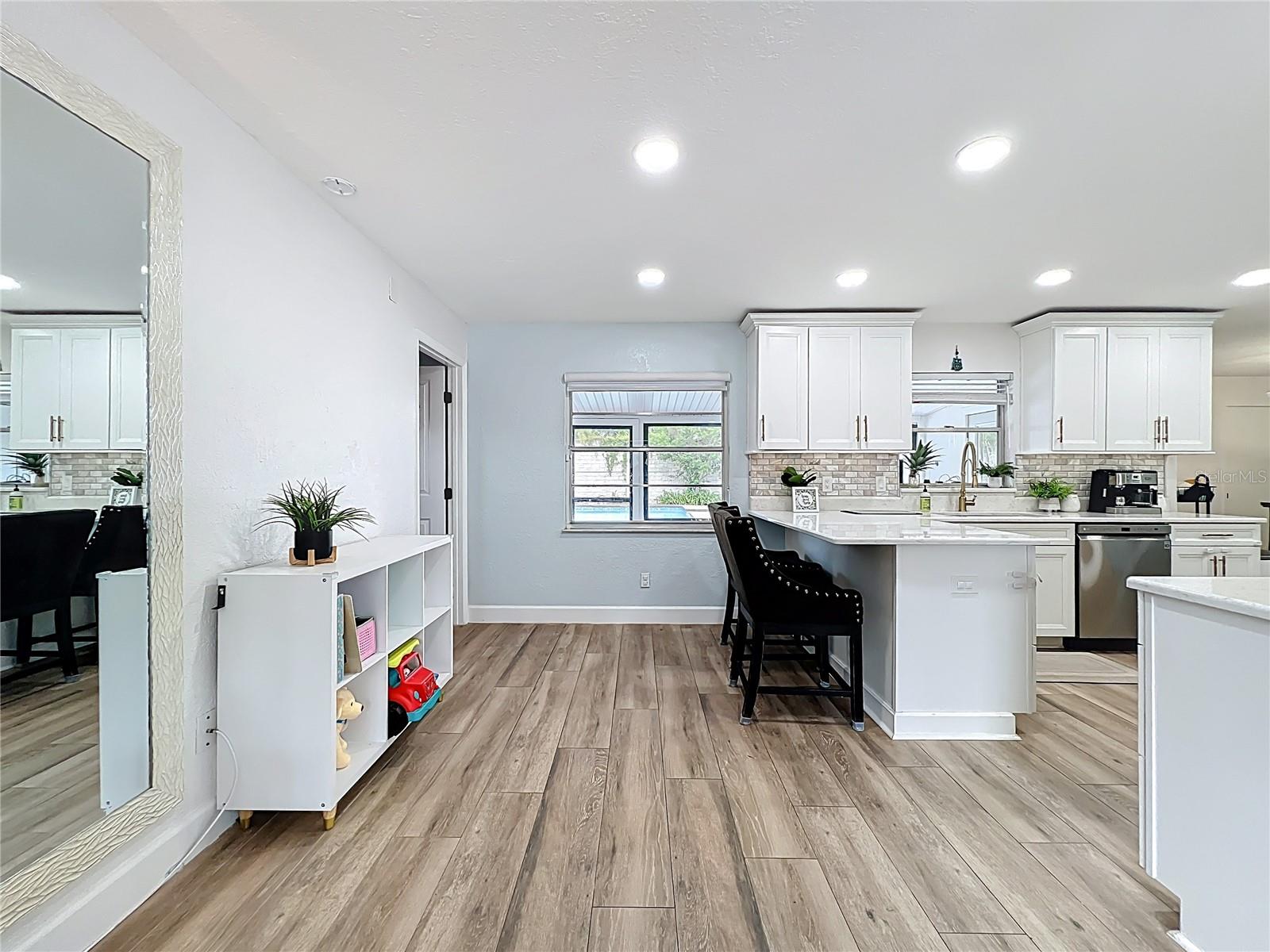 TEALWOOD COVE SECOND ADD - Residential