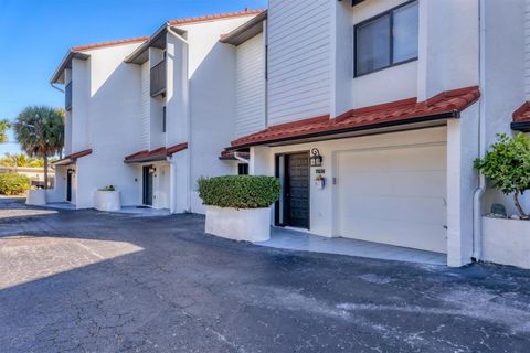 Photo of 6790 Sarasea Circle #6790, Sarasota, FL 34242 (MLS # A4671923)