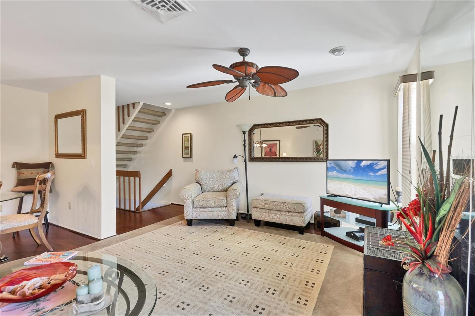 MIDNIGHT SEA - Residential