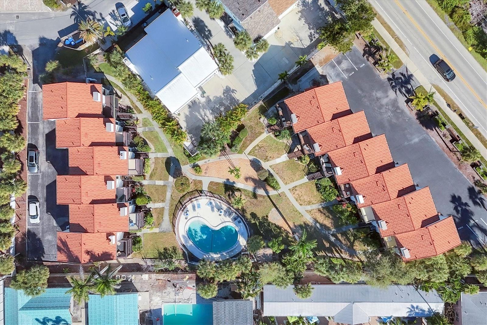 MIDNIGHT SEA - Residential