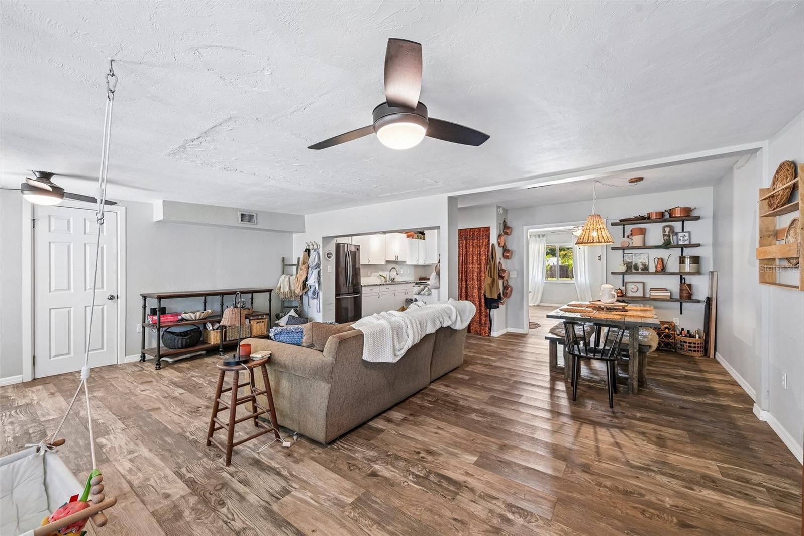CRESCENT HEIGHTS RESUBDIVIDED - Residential