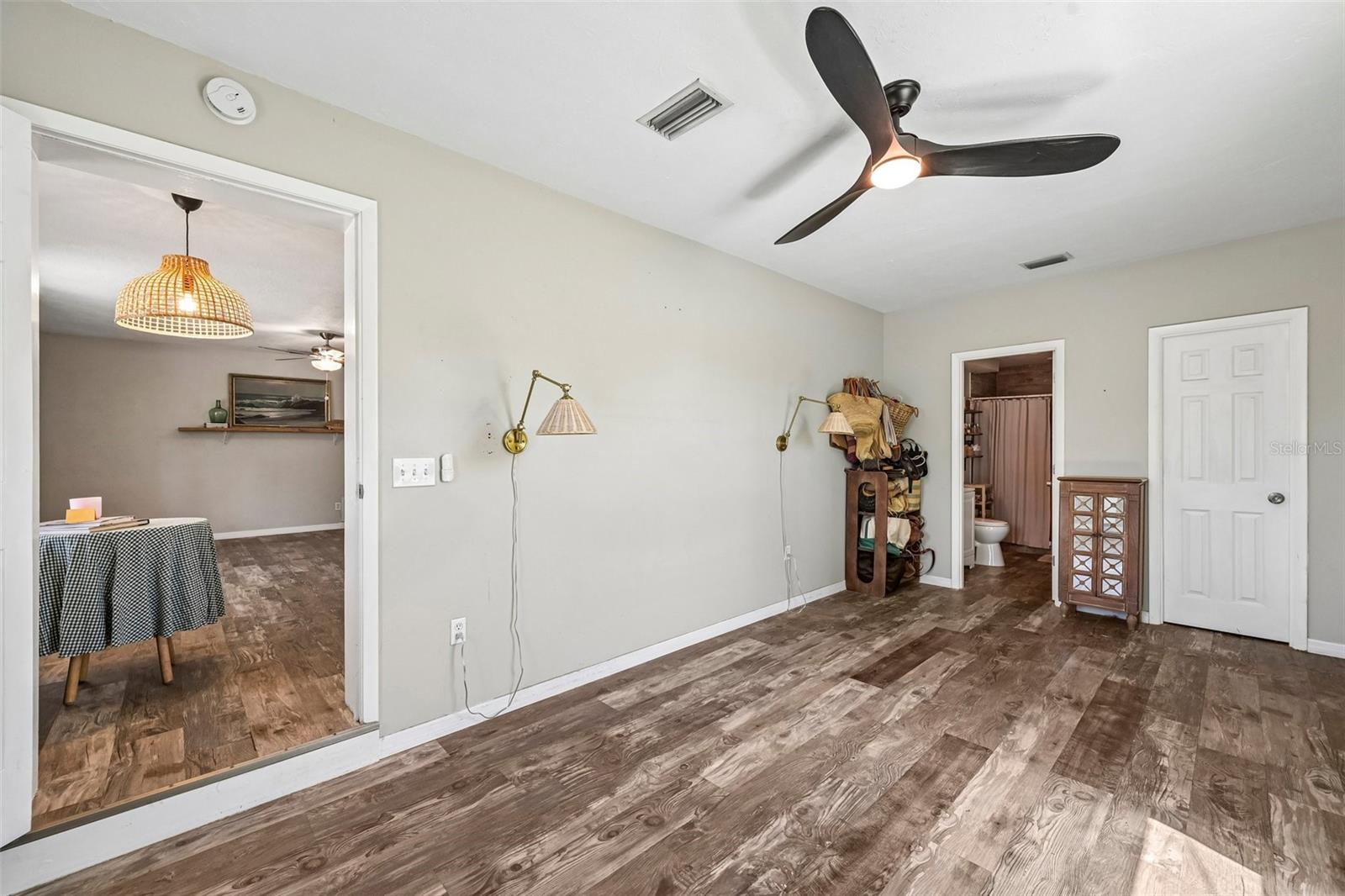 CRESCENT HEIGHTS RESUBDIVIDED - Residential