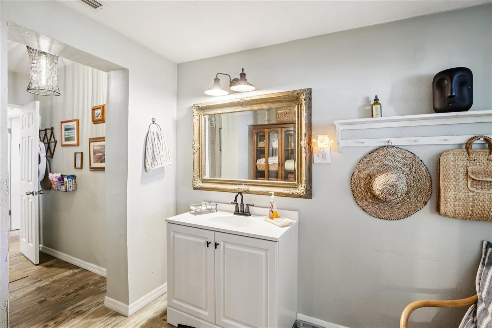 CRESCENT HEIGHTS RESUBDIVIDED - Residential