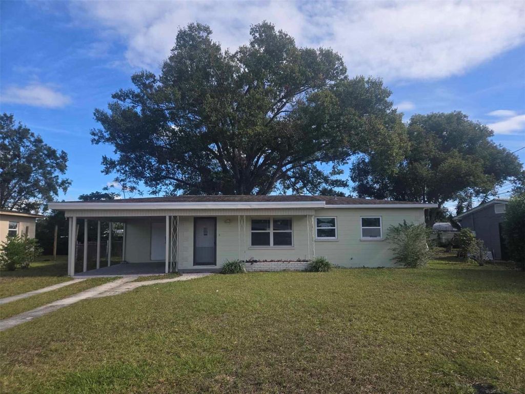 Photo of 109 Patricia Street, Auburndale, FL 33823 (MLS # L4958003)