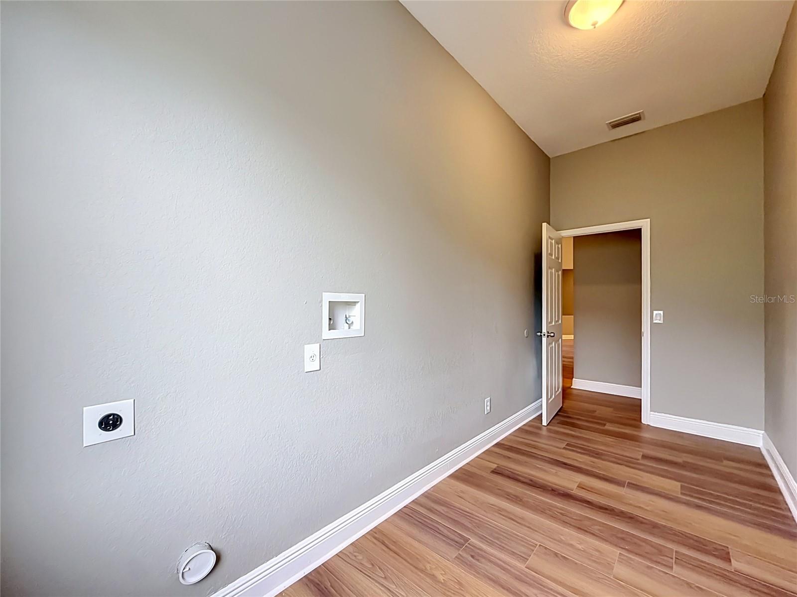 SUNSET GROVES UNIT 03 - Residential
