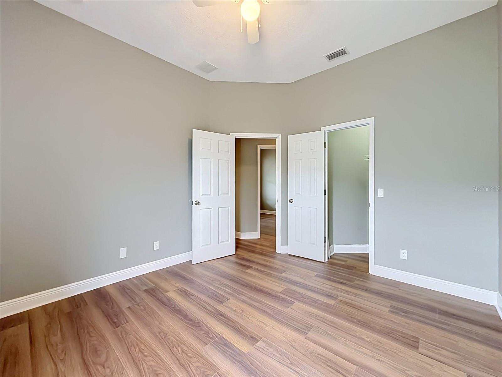 SUNSET GROVES UNIT 03 - Residential