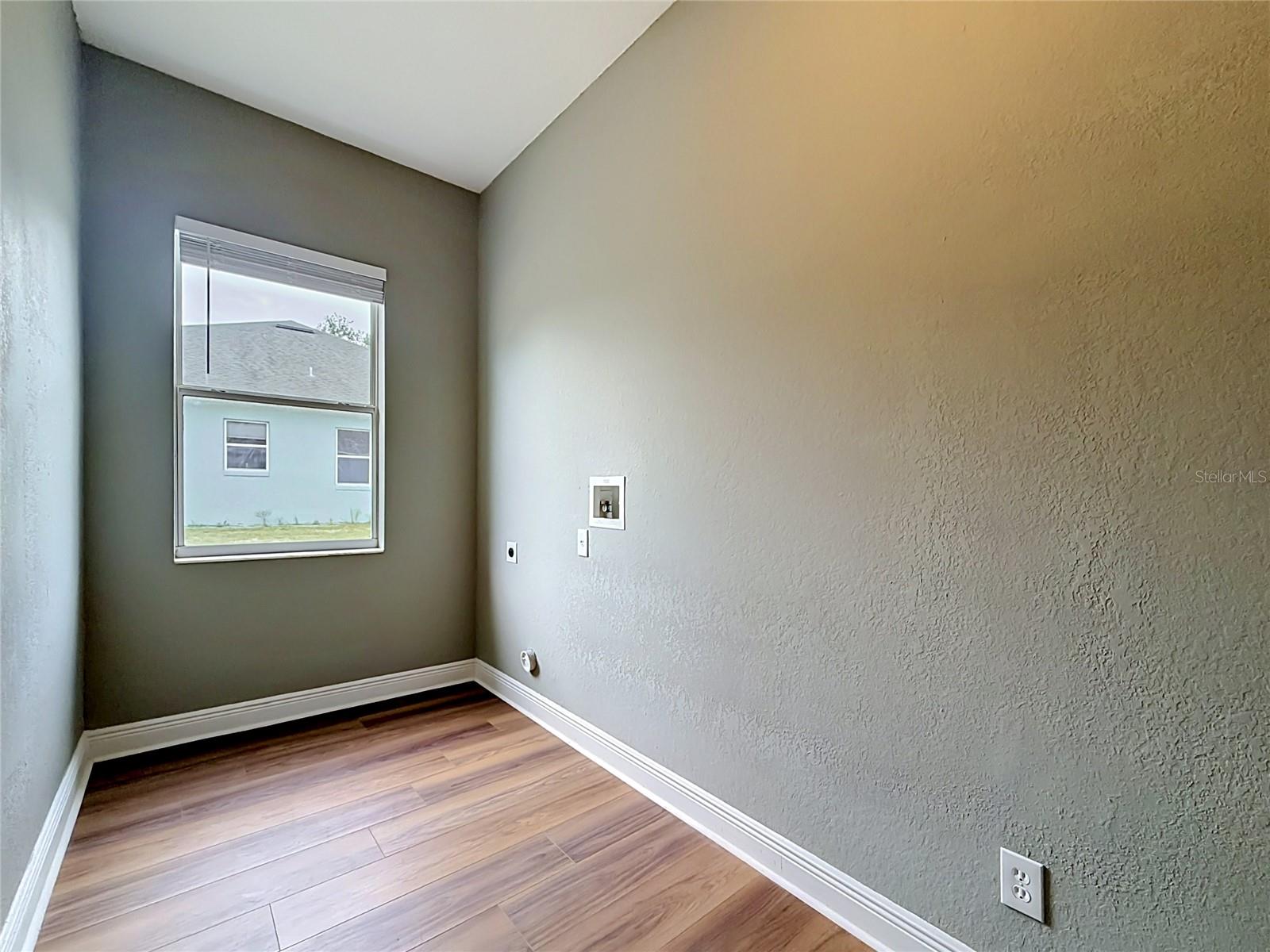 SUNSET GROVES UNIT 03 - Residential