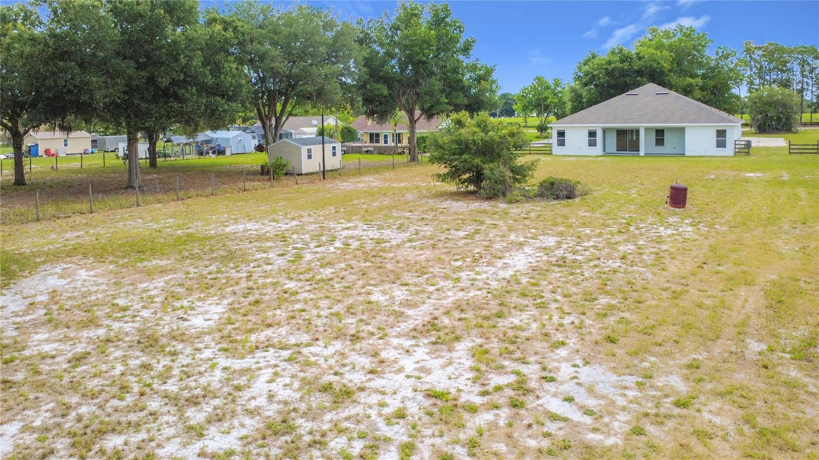 SUNSET GROVES UNIT 03 - Residential
