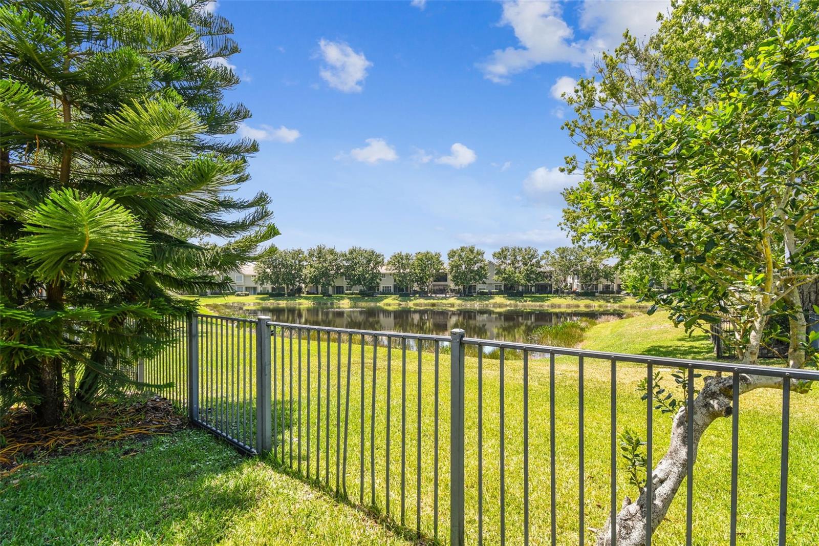 PROVENCE TWNHMS AT WATERCH - Residential