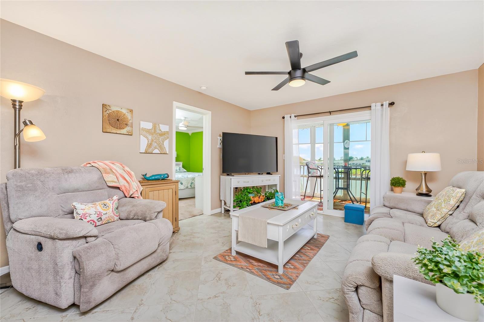 EGRET POINTE CONDO PH 02 - Residential