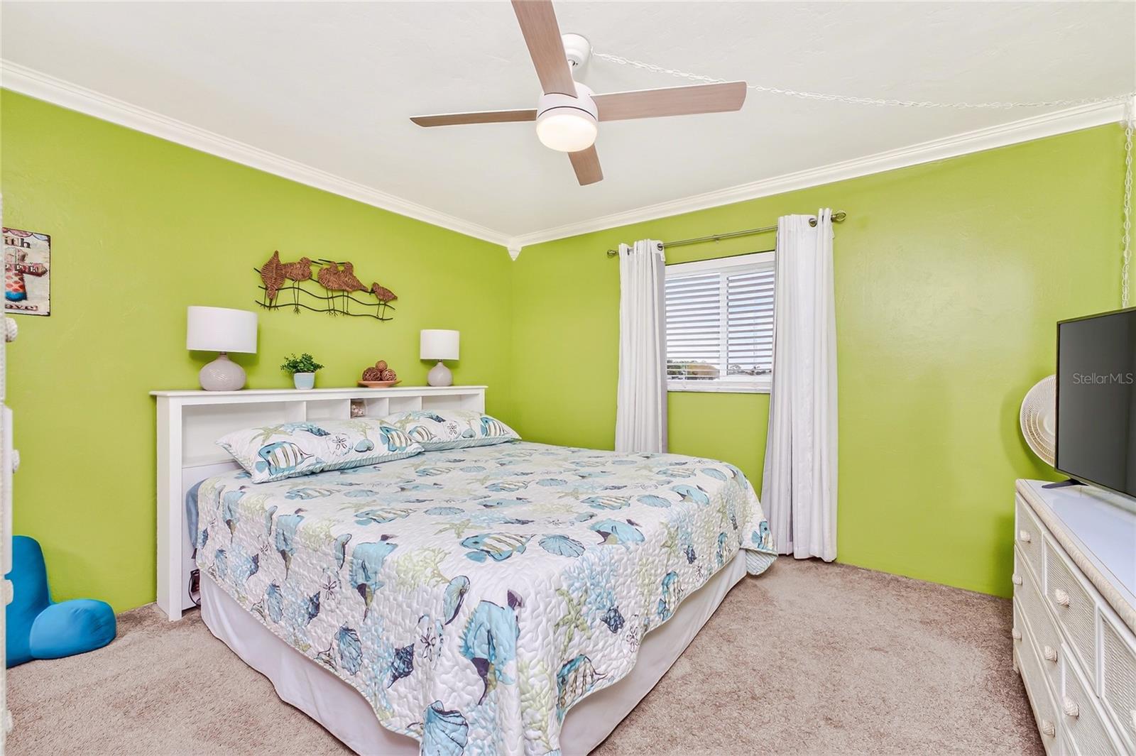 EGRET POINTE CONDO PH 02 - Residential