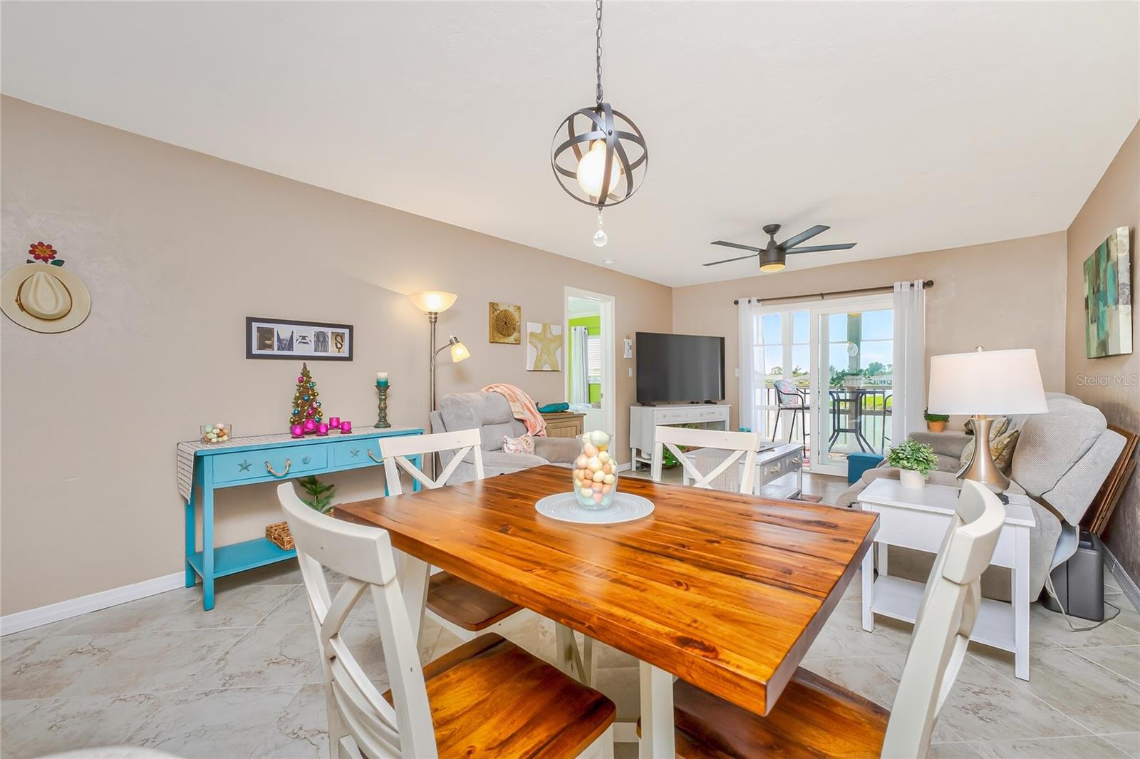 EGRET POINTE CONDO PH 02 - Residential