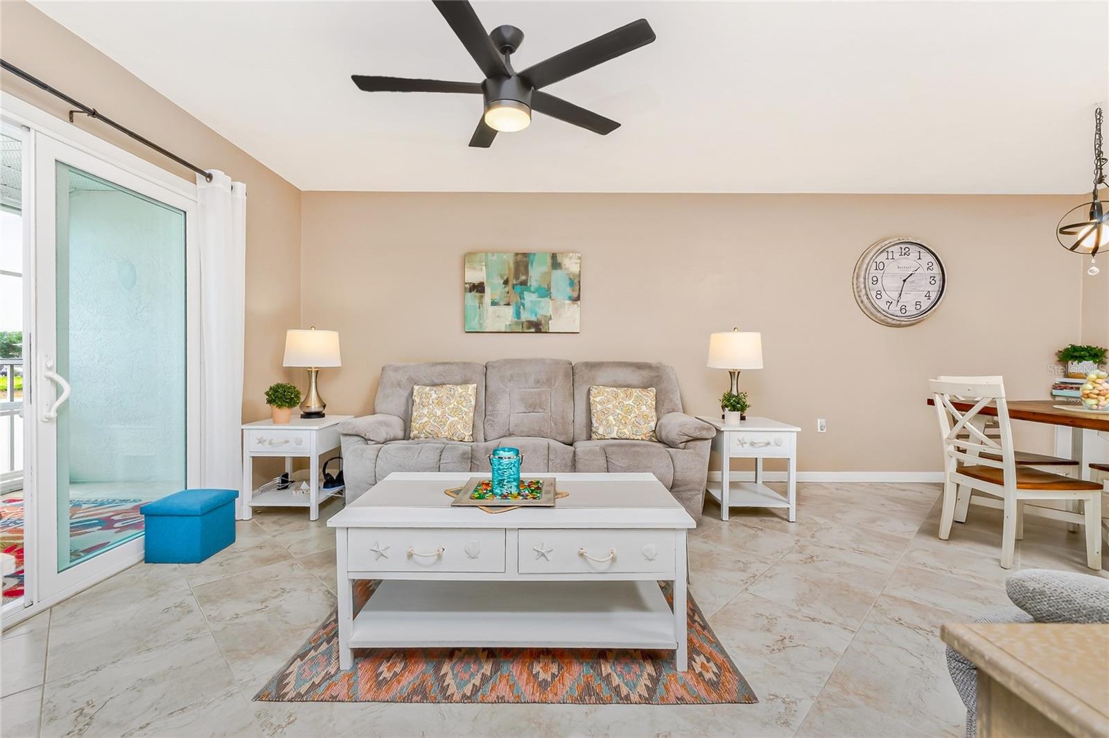 EGRET POINTE CONDO PH 02 - Residential