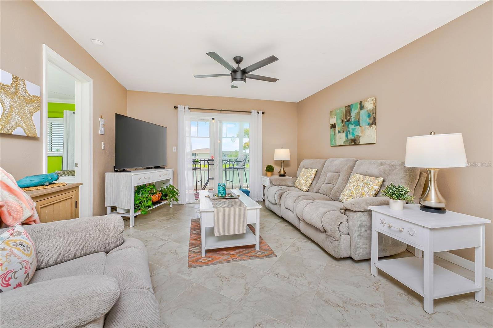 EGRET POINTE CONDO PH 02 - Residential