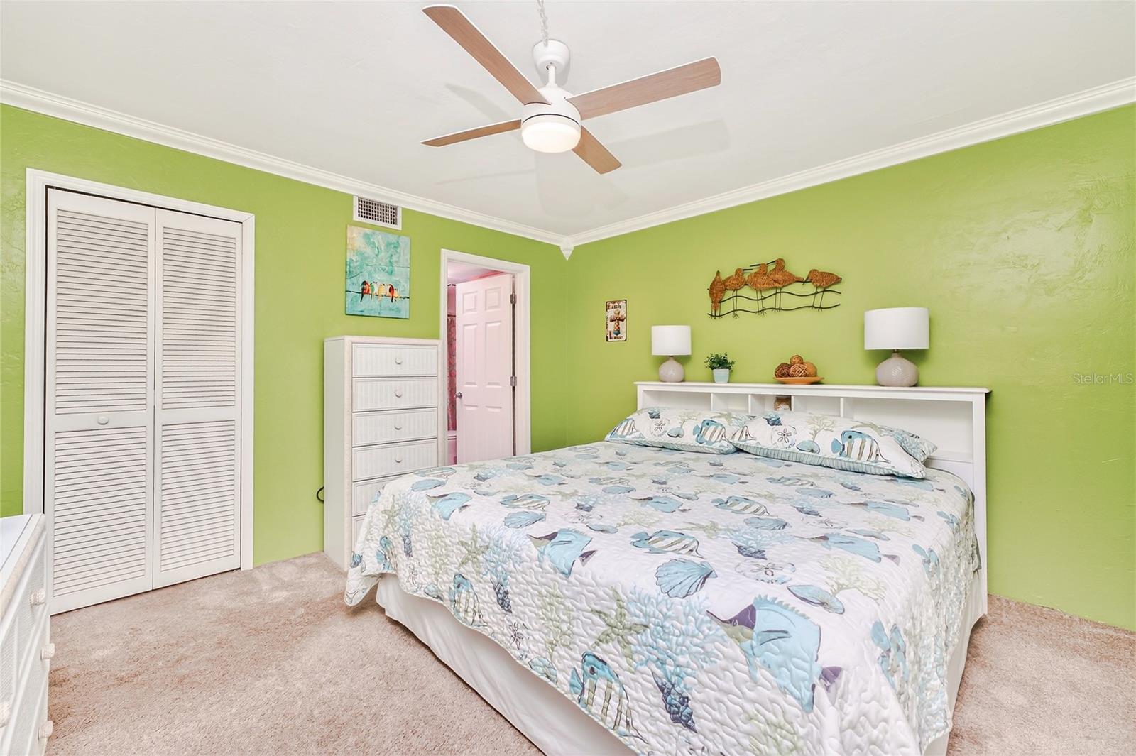 EGRET POINTE CONDO PH 02 - Residential