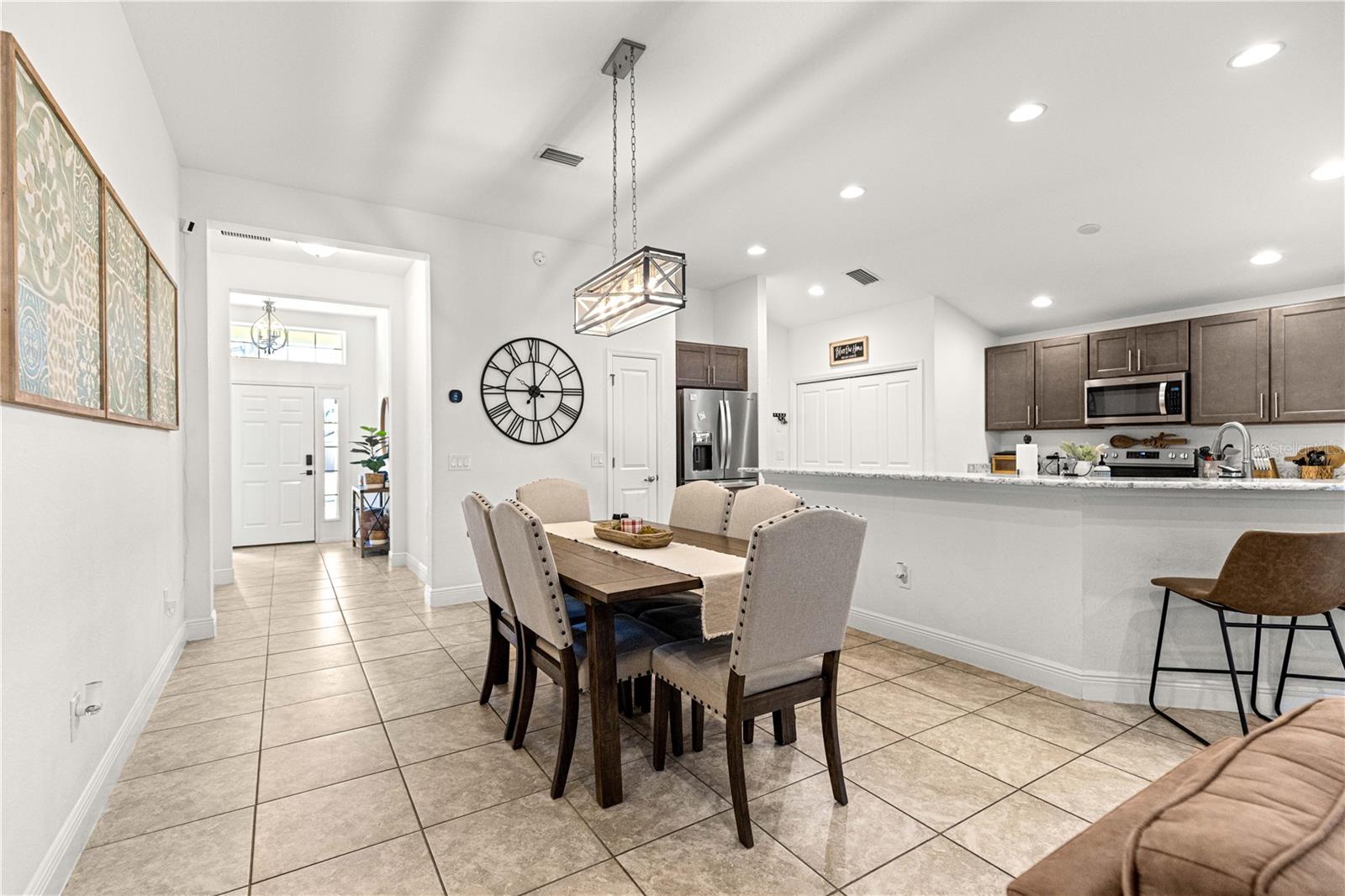 ENCLAVE LAKESIDE LNDGS - Residential