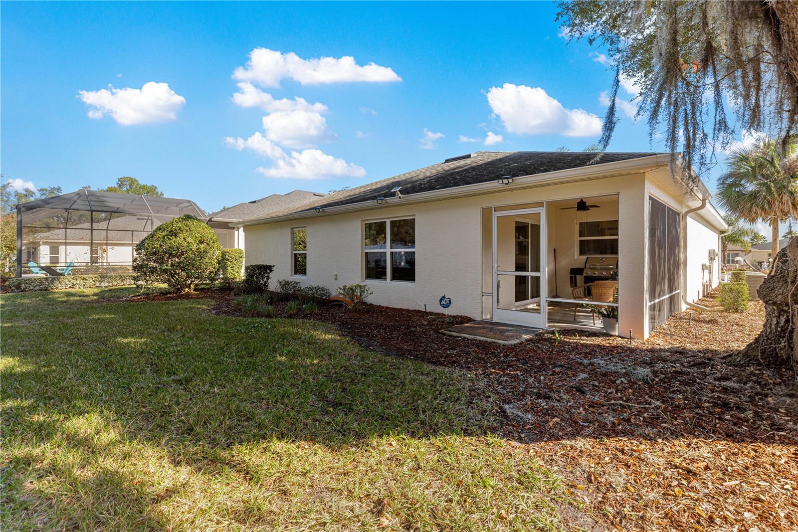 ENCLAVE LAKESIDE LNDGS - Residential