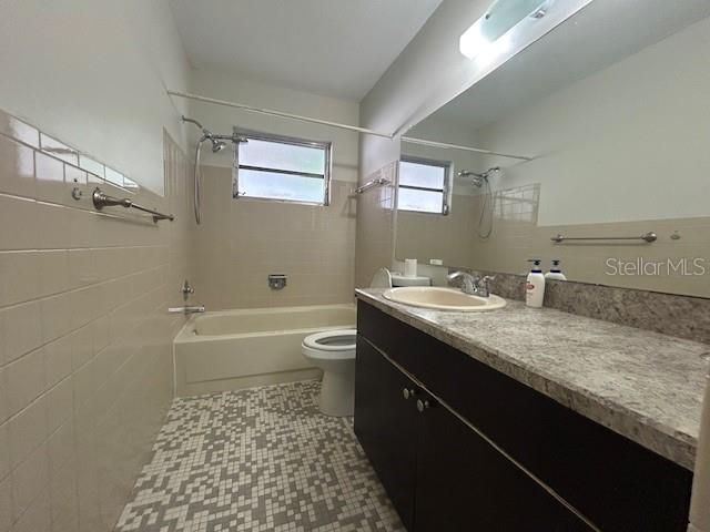 BEACON RUN-UNIT 1 - Residential Lease