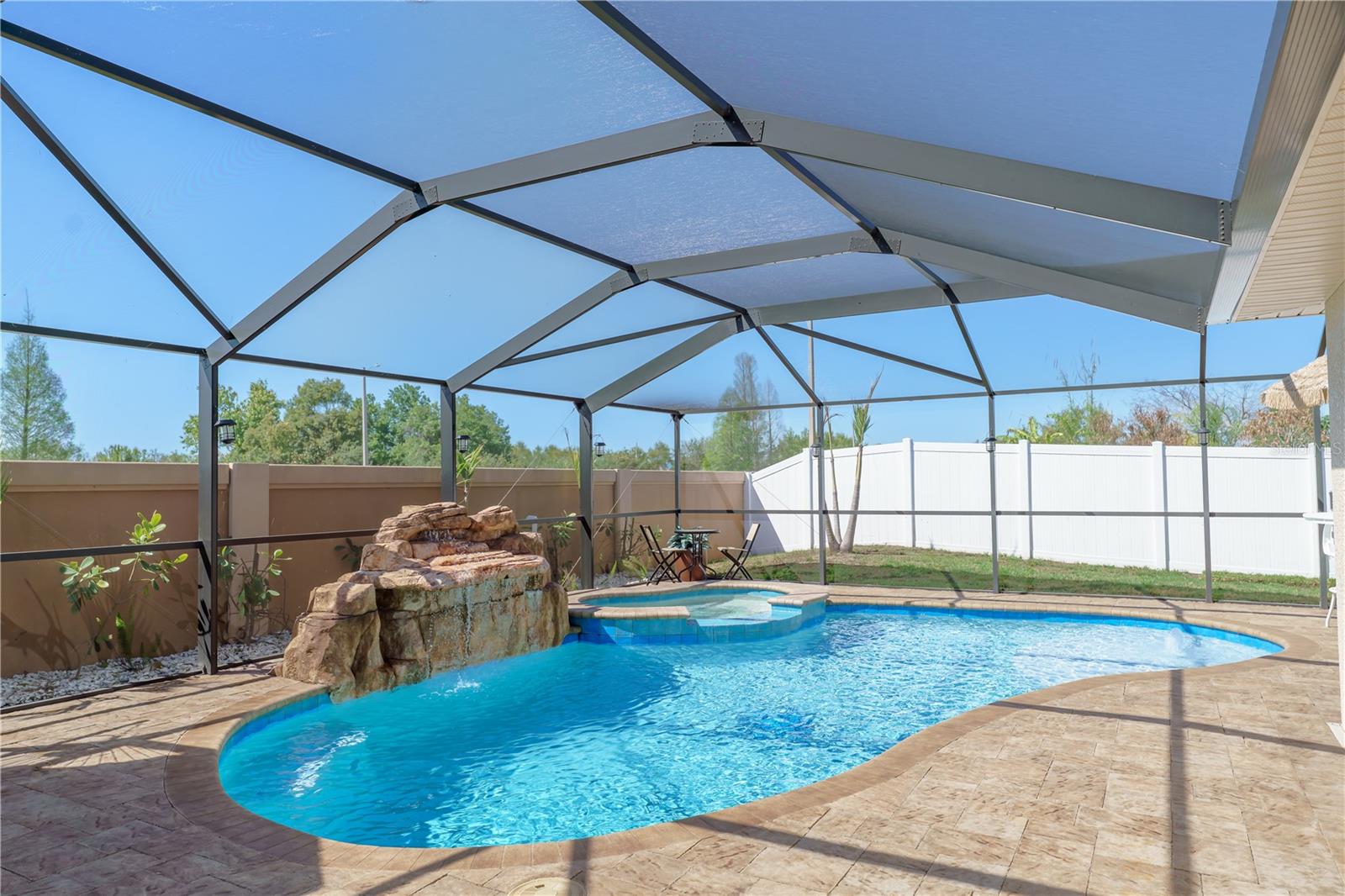 AYERSWORTH GLEN - Residential