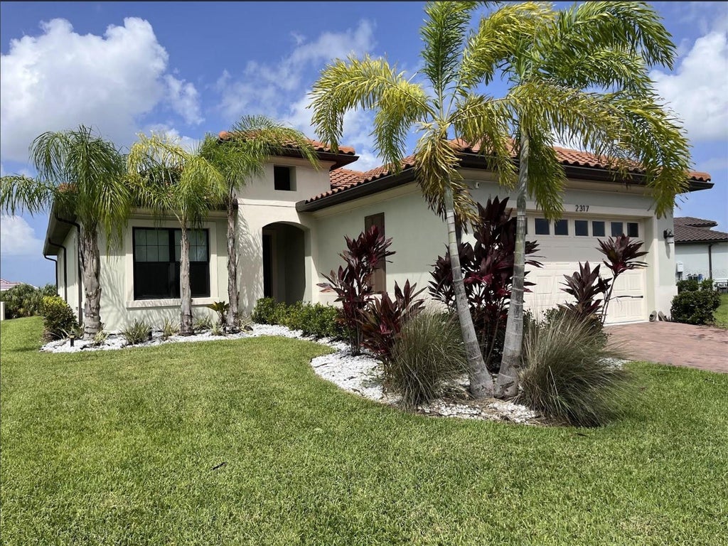 Photo of 2317 5th Street E, Palmetto, FL 34221 (MLS # TB8515609)