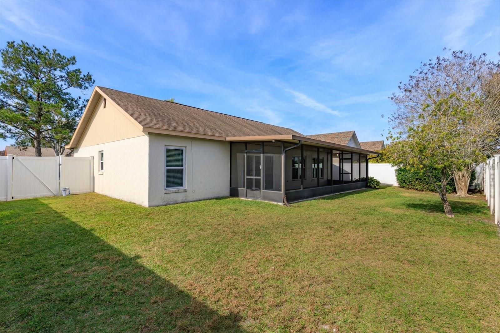 HUNTERS TRACE - Residential Lease