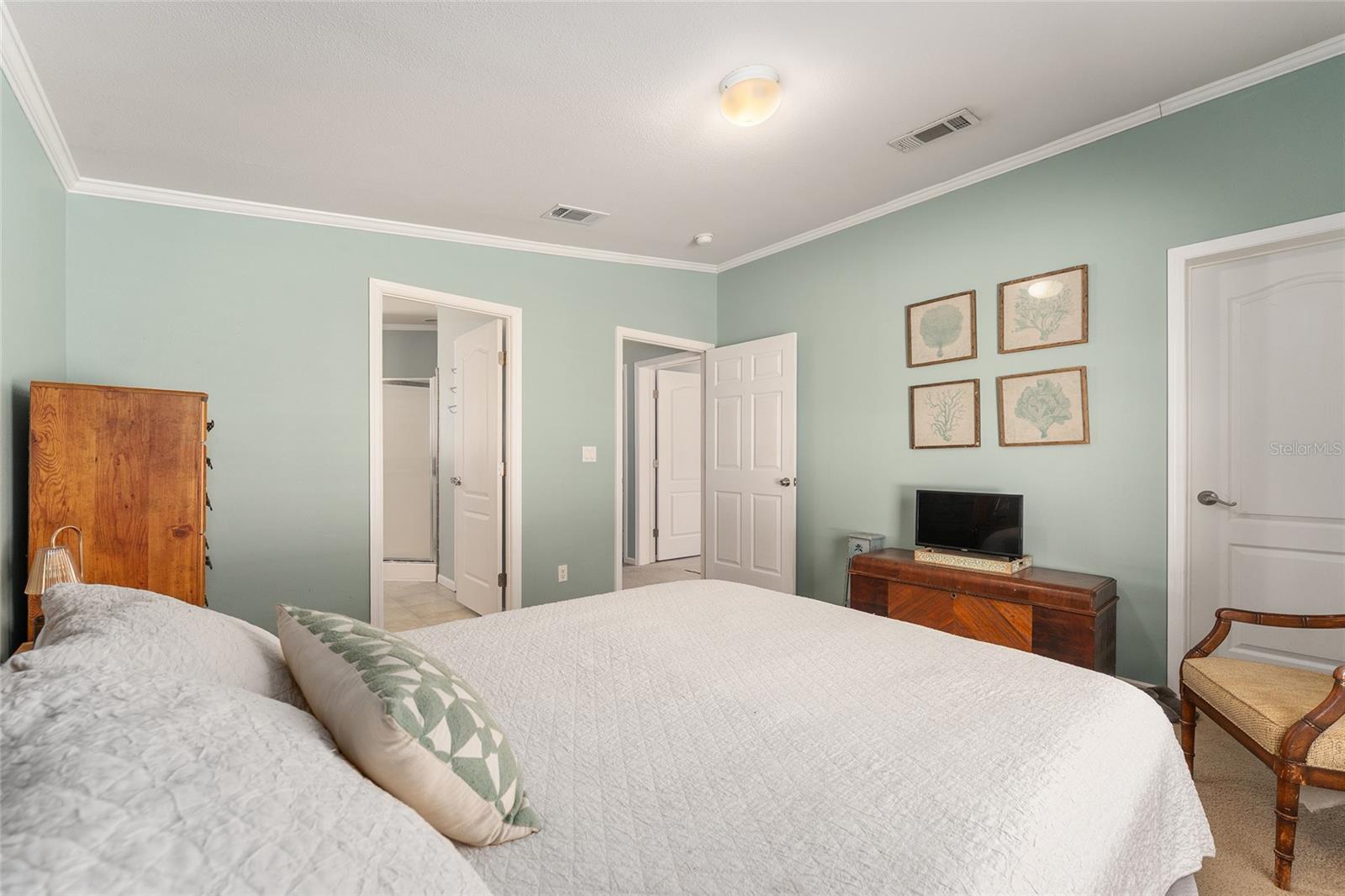 VILLAS AT 39TH - Residential